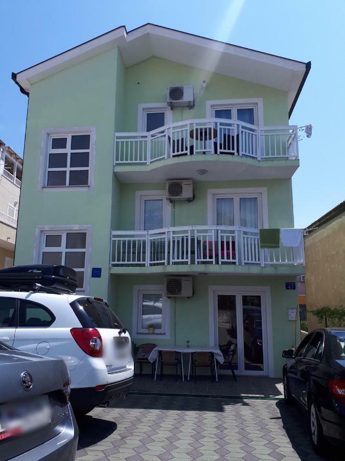 Green House Макарска Екстериор снимка